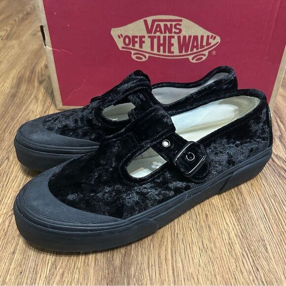 VANS off the wall Mary Jane black velvet shoes sneakers women’s 8 new - Picture 2 of 7